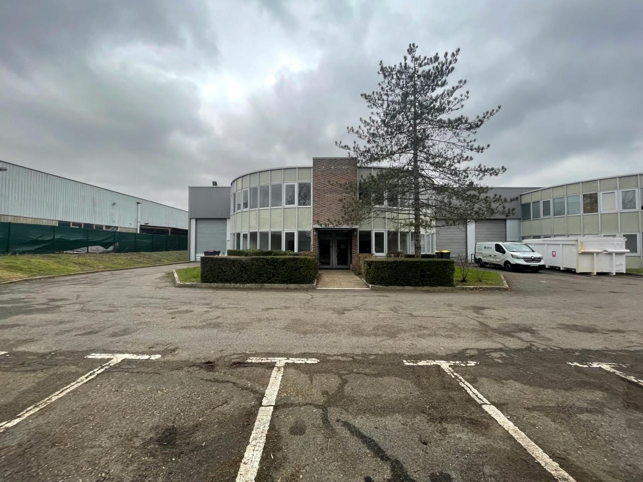 Local d'activité Buc 1015m² Location local d'activité Buc Yvelines OLACT2426780 0